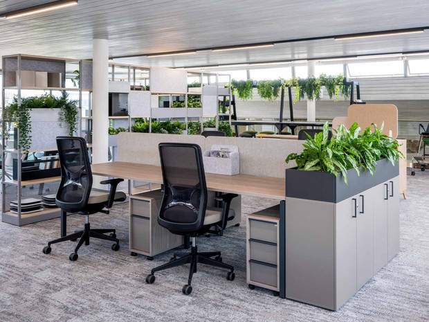 Ergonomische B&uuml;rom&ouml;bel und dynamische Meetingraumausstattung dr&uuml;ckt Wertsch&auml;tzung f&uuml;r Mitarbeitende aus