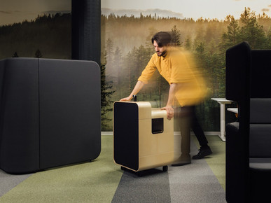Meetingboards von Yealink und Neat gibt's bei Podia as a Service